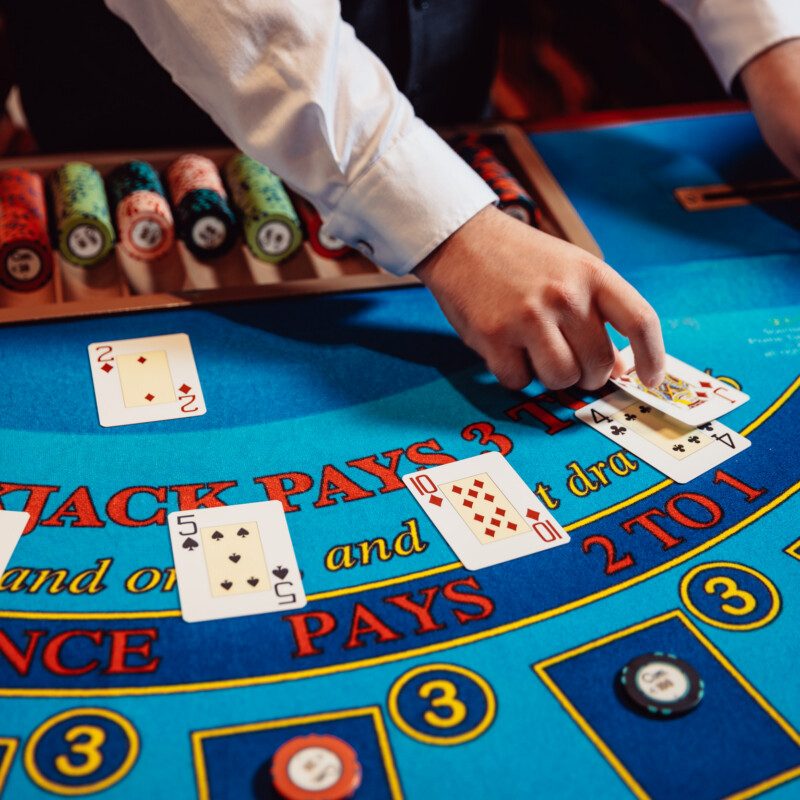 BLANCAS 2025 Blackjack 8785 WEB